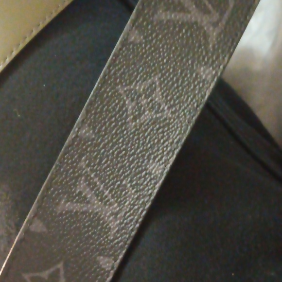 Louis Vuitton belt - Picture 3 of 5